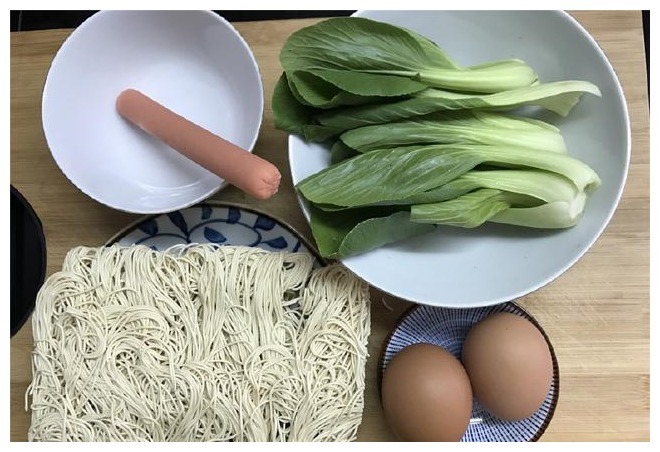 10分钟快手早餐，一看就会，好吃又营养，孩子连吃三天没过瘾