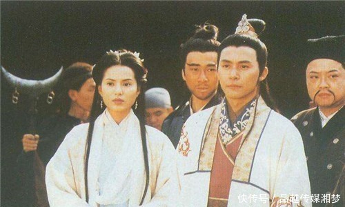 表哥|金庸作品众多,唯有3大癖好不改:专黑一辈、专黑一姓、专黑一名