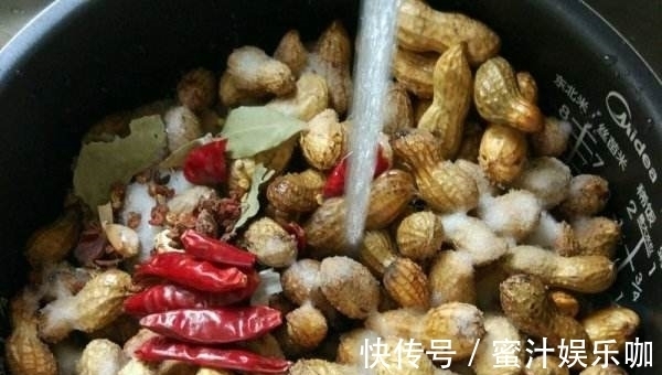 气血|花生与此物搭配,坚持半月,血管通了,气血足了,可惜很少人知道