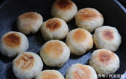 油酥|中秋月饼不用买了,教你月饼做法,一看就会,干净卫生又好吃