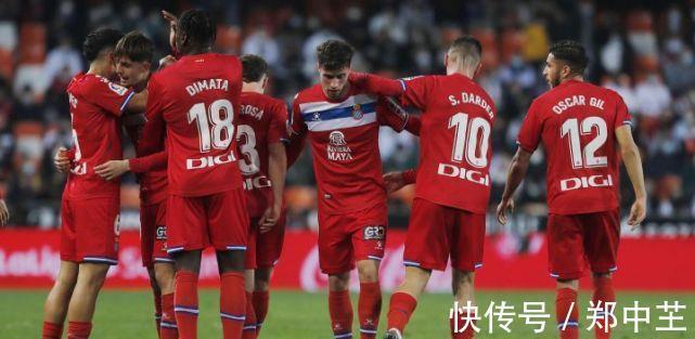 武磊|开场4分钟,1-0!西班牙人梦幻开局,边后卫破门,武磊继续当观众
