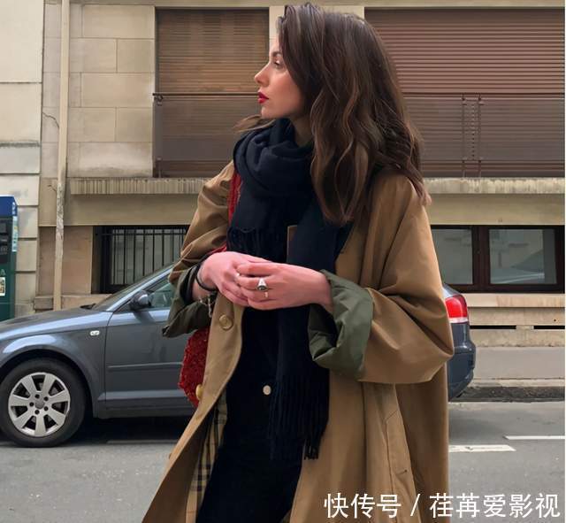 分享法国女人的6个穿衣习惯,美得不突兀,上了年纪也能优雅高级