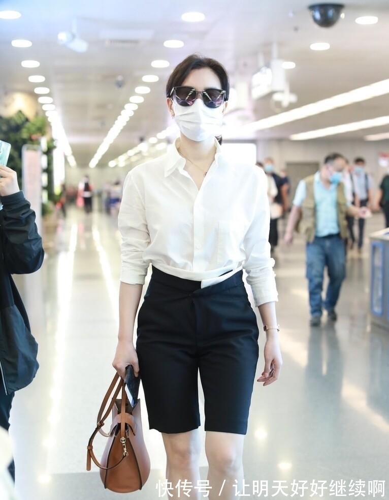 搭配|夏季最不能缺少的时尚单品:“防晒长袖”,怎样挑选才更有品