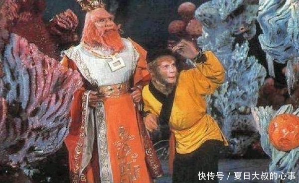 玉帝|西游记里说,孙悟空大闹天宫时曾和关羽打过一架,二人还不分胜负