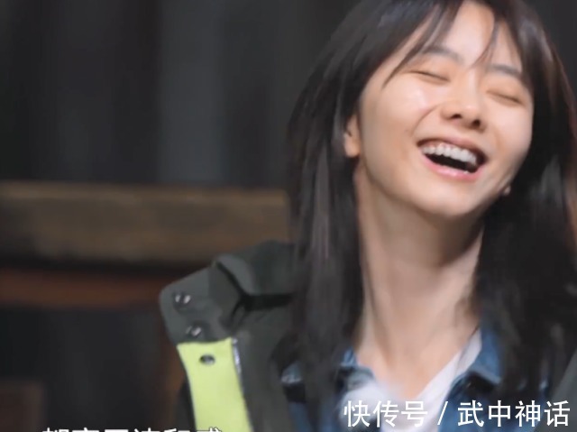 向往的生活|她竟然和张子枫相差十二岁!何炅表示你现在演校园剧都毫无违和感