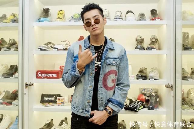 yeezy 一秒售罄,一夜暴涨!他们穿的球鞋我劝你千万别买!