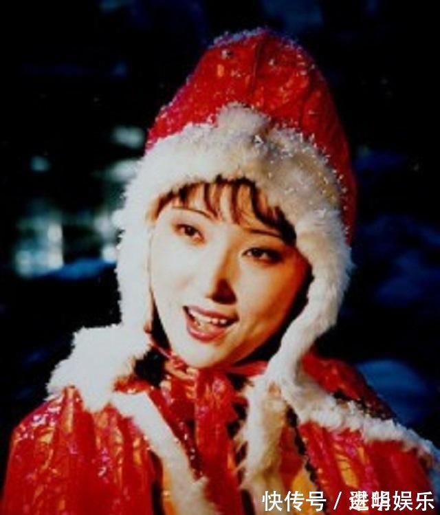 宝玉&因20两银子贾母撵走史湘云,宝玉瞬间理会含义,黛玉却还懵懵懂懂