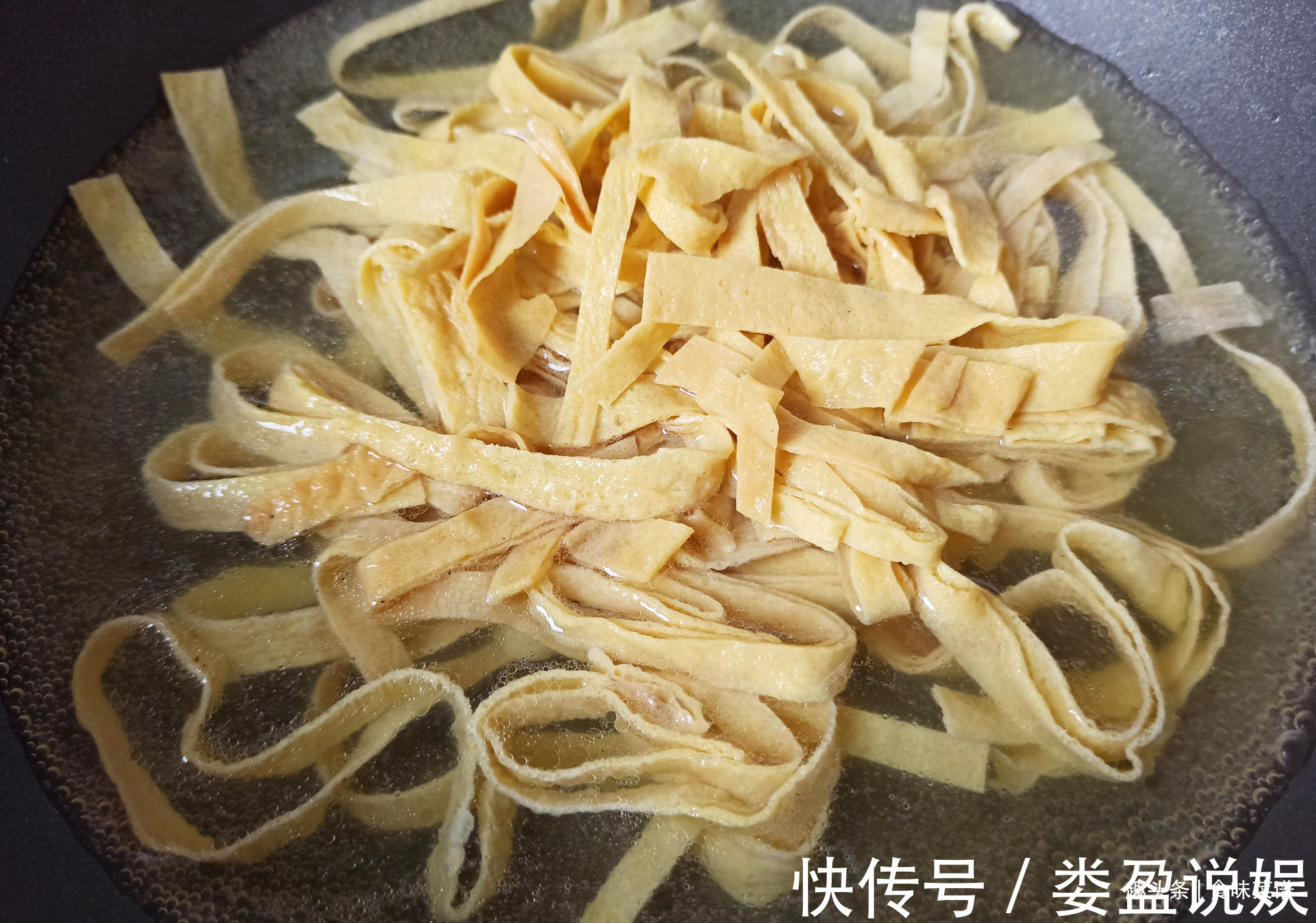 光盘|年夜饭精选6道凉拌菜,做法简单,清口解腻,端上桌一会儿就光盘