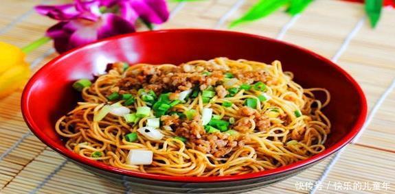 自制香菇肉酱拌面,巨好吃,一次吃三碗都不够,老少皆宜,超简单