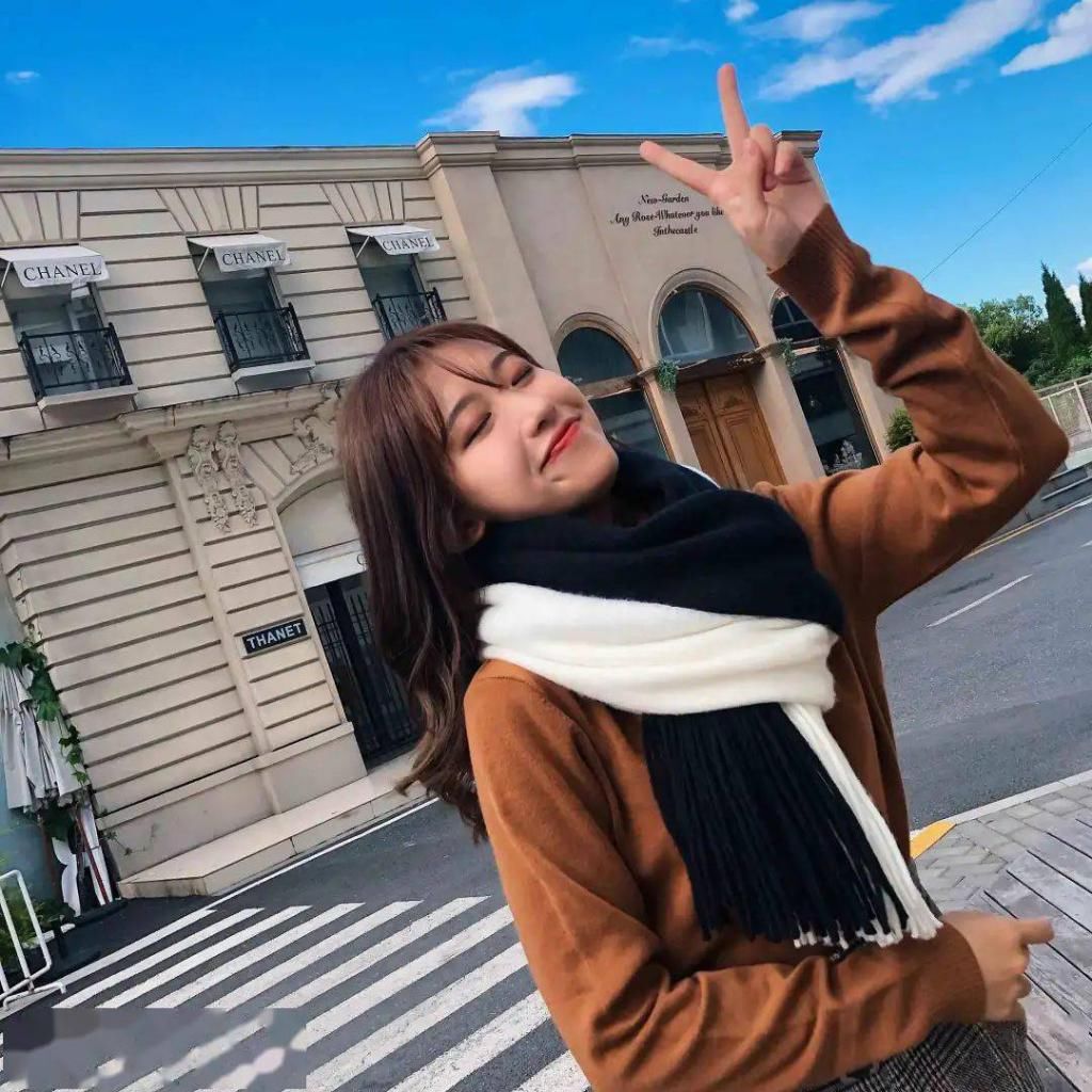  围巾|大衣+围巾，厚毛衣+围巾=入冬“王炸cp!”