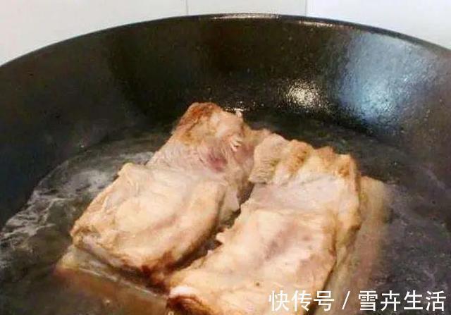 扣肉|过年必不可少的硬菜！一招教你这样做扣肉，好吃不腻，待客倍有面