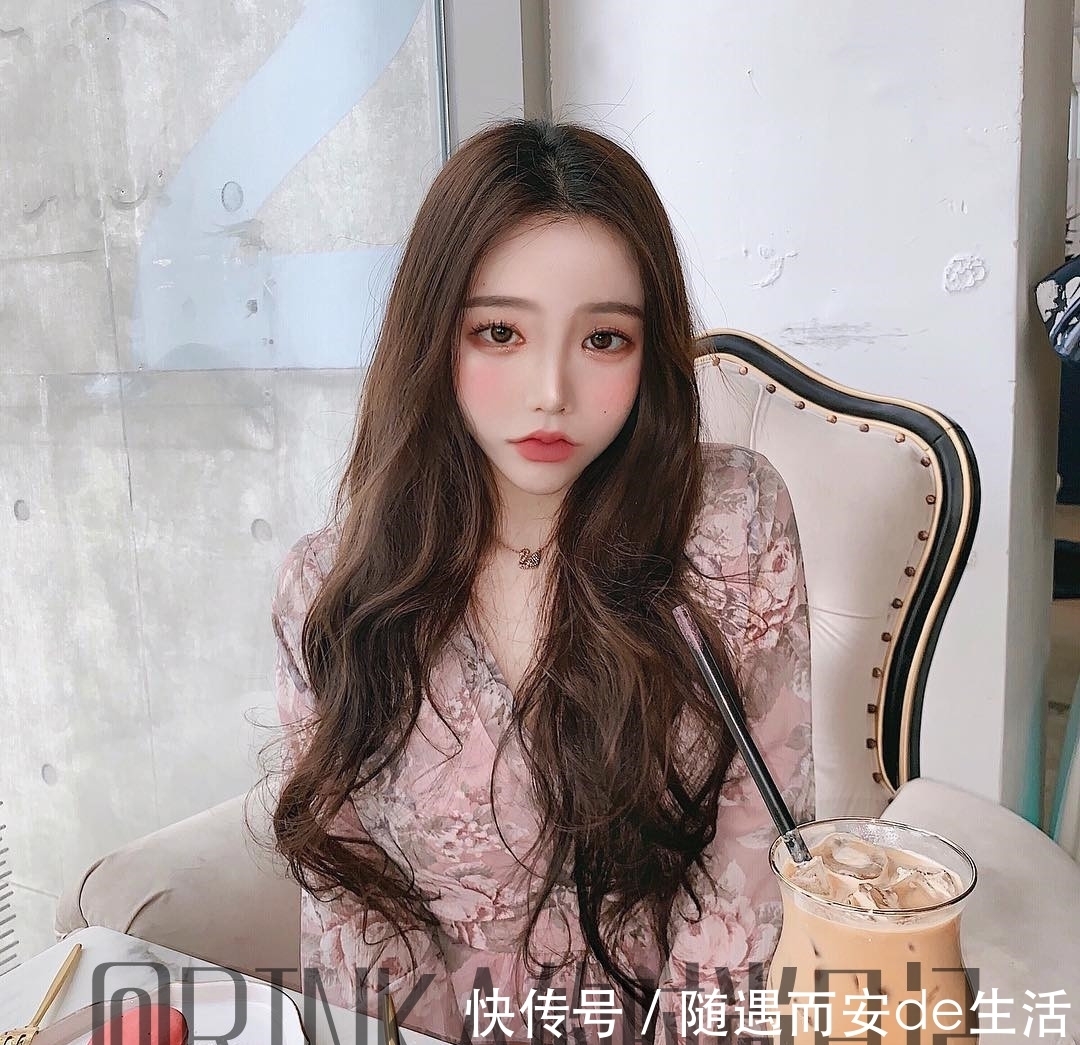 麻花辫|发型是女生的第二张脸,单身女生必学的约会发型推荐!