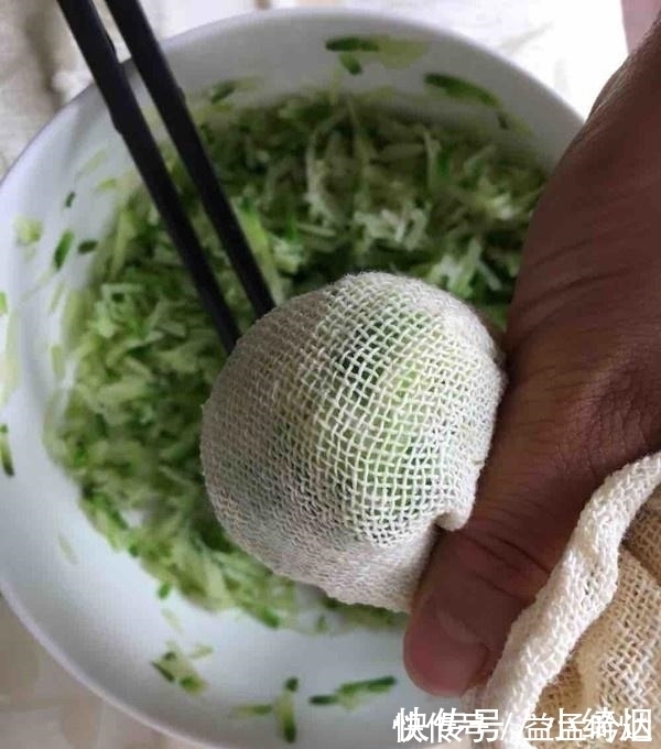 蘿卜|它是小人參，一元一斤，常吃潤肺排毒助消化，夏月吃它正當季！