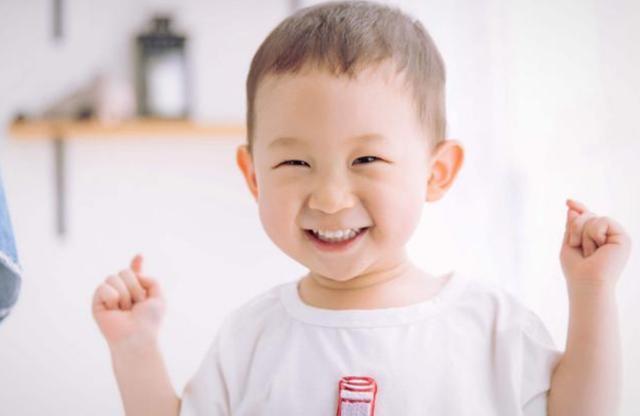 五官|孩子脸部没有这5个特征,小时候再漂亮也没用,你家娃中招了吗