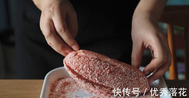 台湾草莓鲜奶油生乳包！