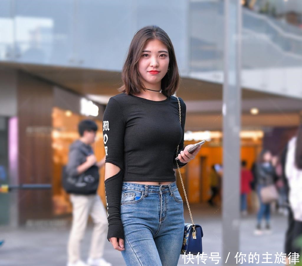 街拍这袖子,撩发的一瞬间,亮了!街拍这袖子,撩发的一瞬间,亮了!