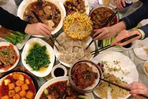 膳食纤维|如何控制吃饭“七分饱”?学会这5个小妙招,健康或“不请自来”