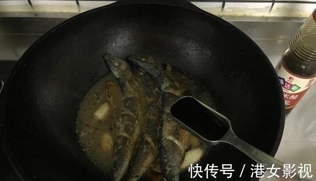 秋天,吃猪羊肉,不如多吃这鱼,肉多刺少又营养,酱烧一锅真鲜美