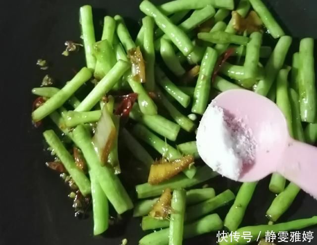 三伏天就爱这道家常小炒菜,三个窍门,鲜香不油腻,好吃更下饭