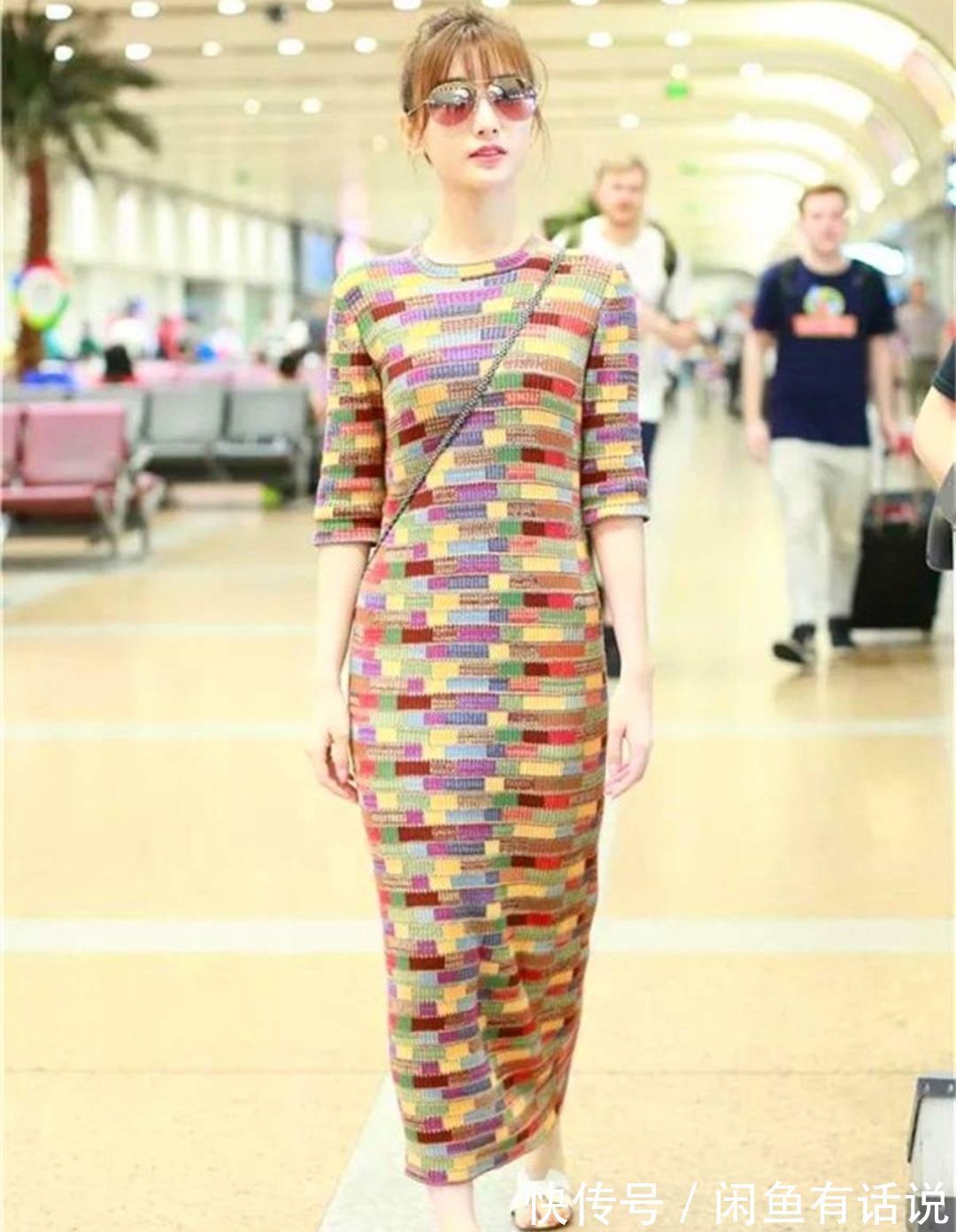 中年 40岁女人春天怎么选裙子?记住这“4穿4不穿”,优雅得体更显气质