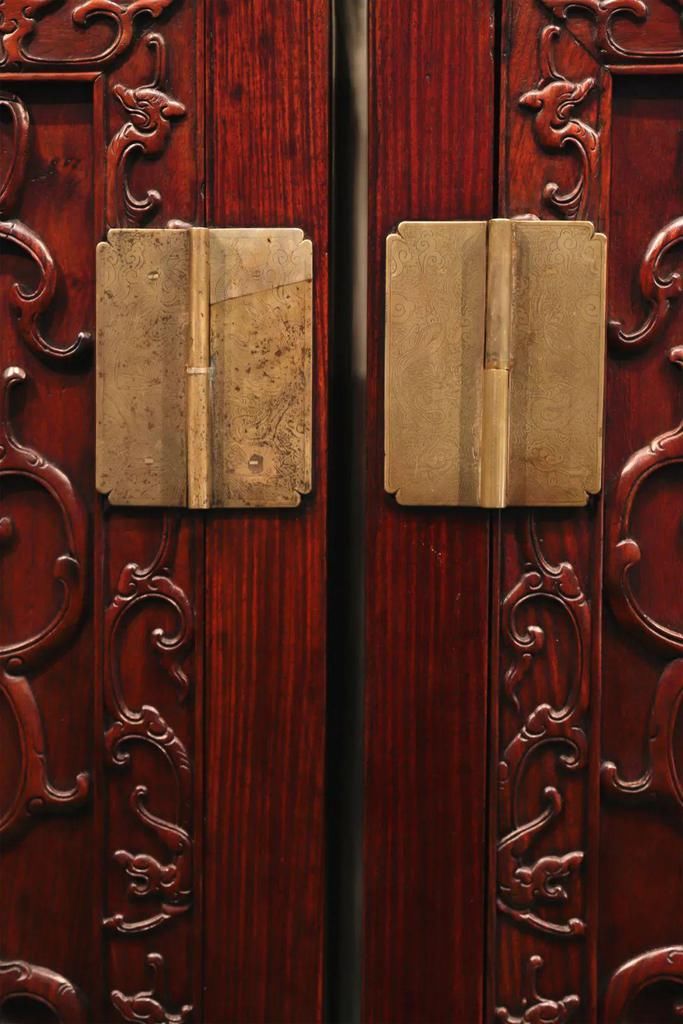  剪影|康熙来了——两件家具勾勒的王朝剪影