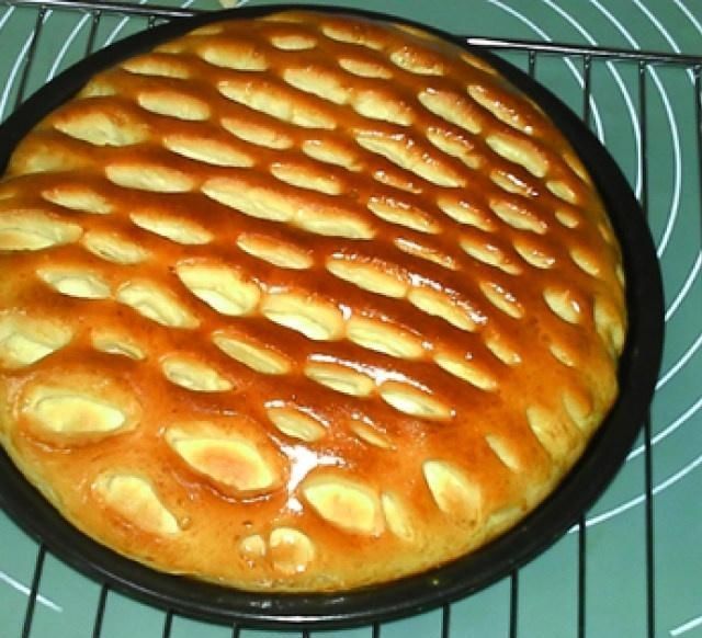  猕猴桃果酱面包，烘烤成金黄，看起来效果也还算不错