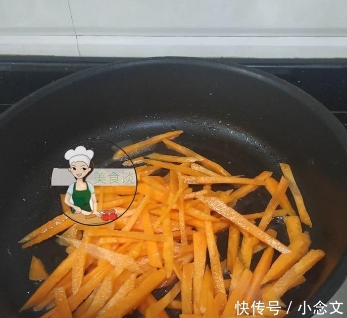 油锅|炒面时别急着下油锅,多做这一步骤,面条不粘锅,更香更有味道