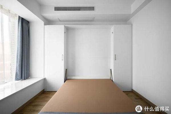 次卧书房|再买房，我一定学他家坚持去电视墙化，卧室书房合二为一，太实用了