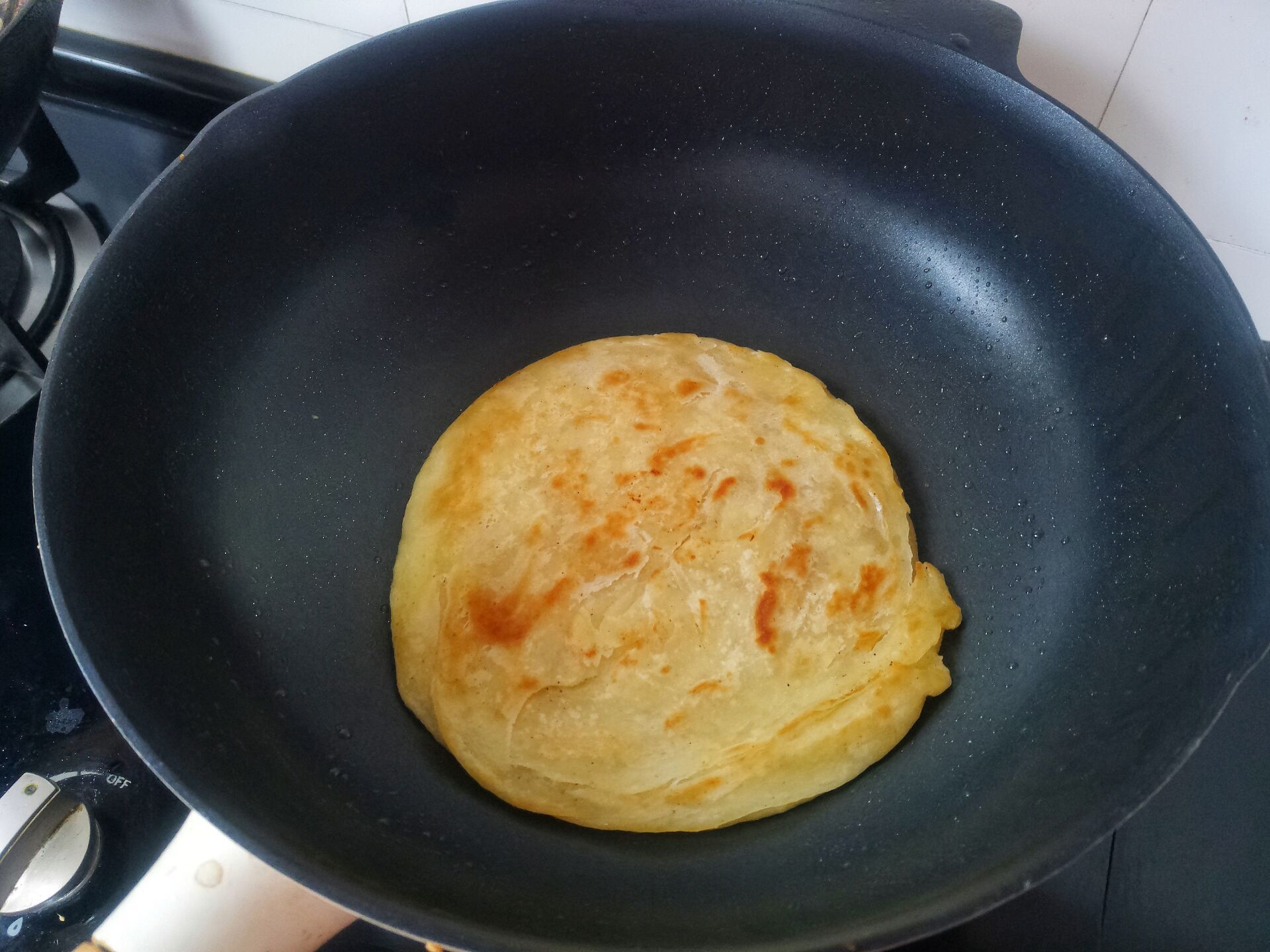 教你自制酱香饼,比买的还好吃,酱料讲解详细,学会可以开店了