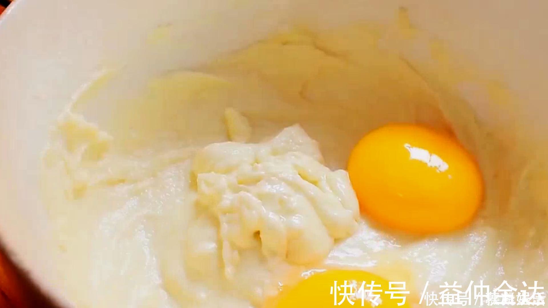 早餐|真正的懒人早餐,两个鸡蛋,一盒酸奶,筷子一搅吃出新花样