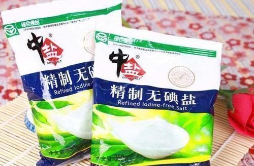 碘盐|同样是盐，加碘盐、低碘盐和无碘盐哪个好？知道后别再买错了