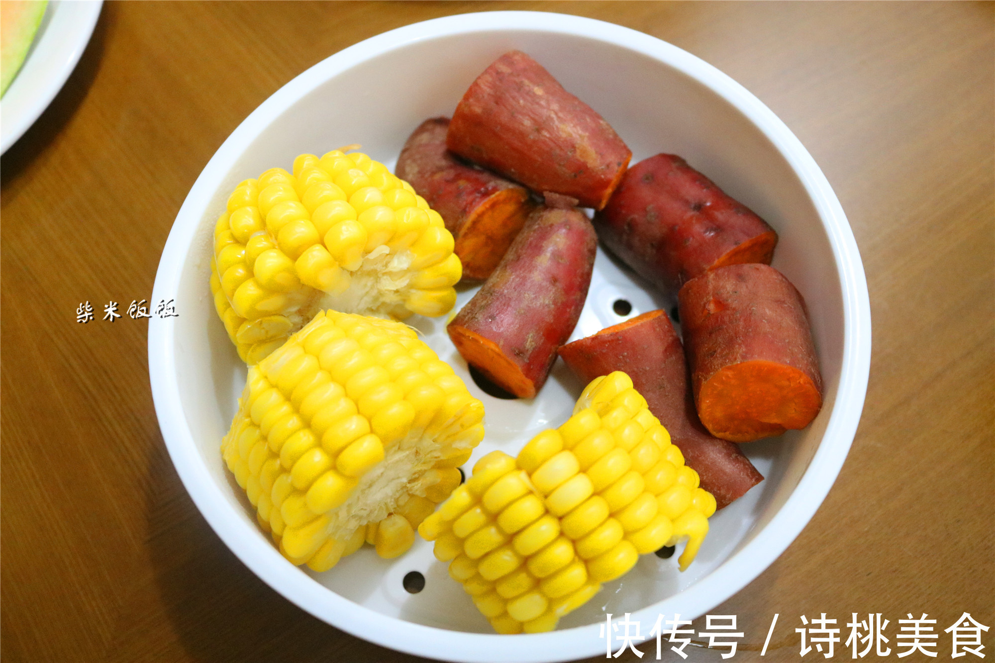 米饭鸡蛋饼|8点进厨房，8点30吃早餐，朋友说早餐搭配很不错，跟着做