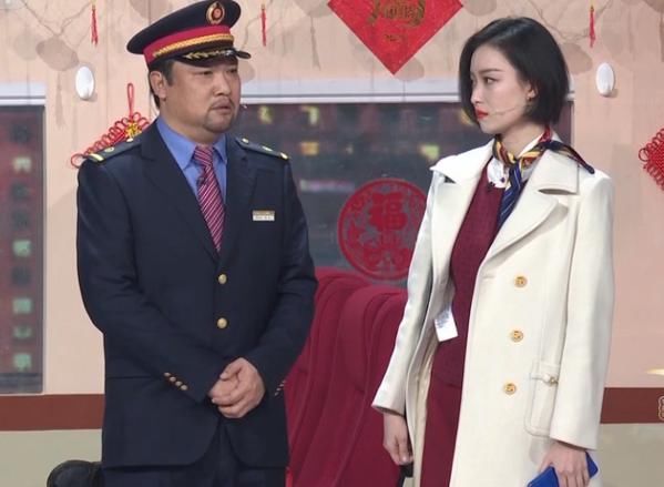 央视春晚亮点多：周杰伦撞脸陈赫，韩红酷似刘欢，倪妮最吸睛