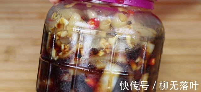 腌萝卜这么做才最好吃，香辣脆爽又开胃，绝对是下饭的好搭档！