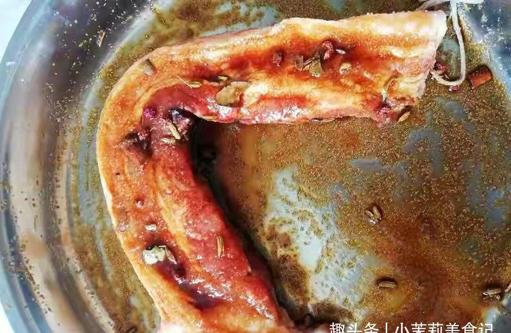 腌腊肉，只放盐不好吃，牢记“2放2不要”，好看又好吃，久放不坏