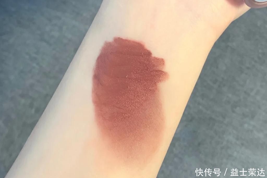 kiko|高冷口红色号合集!涂前打工人涂后不理人!