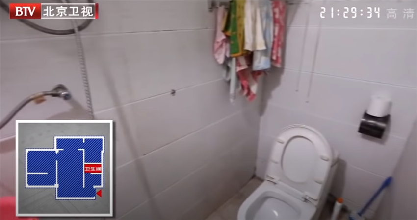 居室|广州一家5口挤51㎡老房，衣柜隔房间爷孙天天睡阳台这能行吗