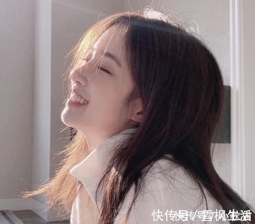 理发师 女生去理发时,不能和发型师说的4句话,特别是最后一句,太扎心