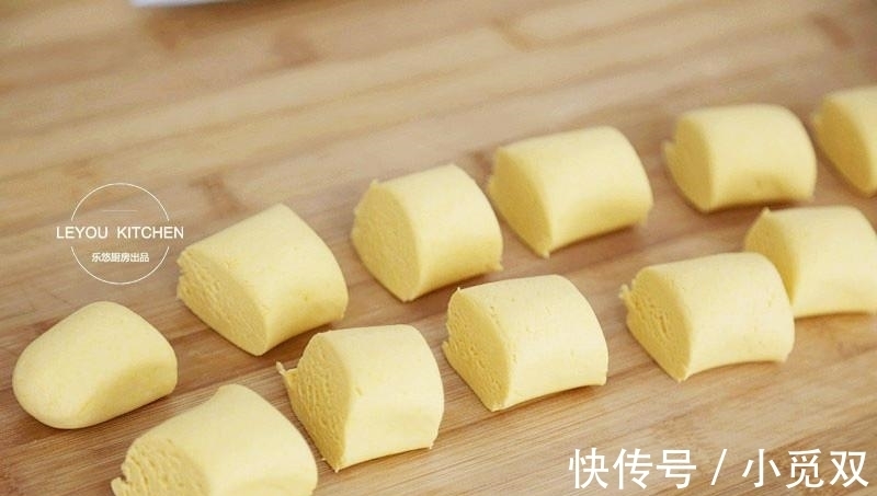 豆沙馅|软软糯糯的小点心,蒸熟就行,好吃不上火,新年端上桌秒光