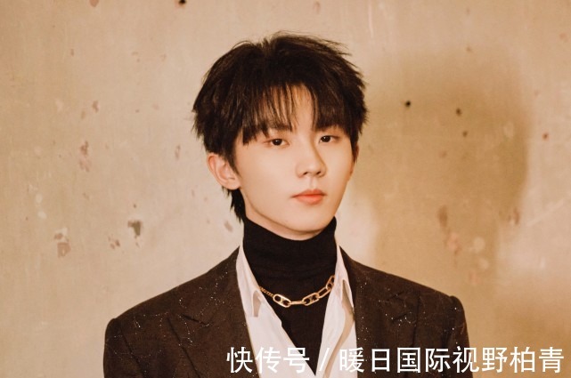 时代少年团录制北京台春晚,6位少年喜气洋洋!马嘉祺再度缺席