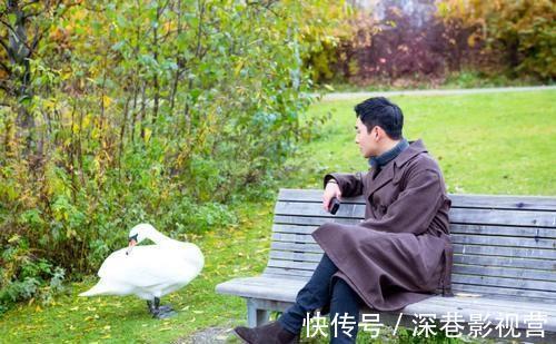 王彦霖|《小小的追球》黄子韬解放天性,周冬雨素颜好美