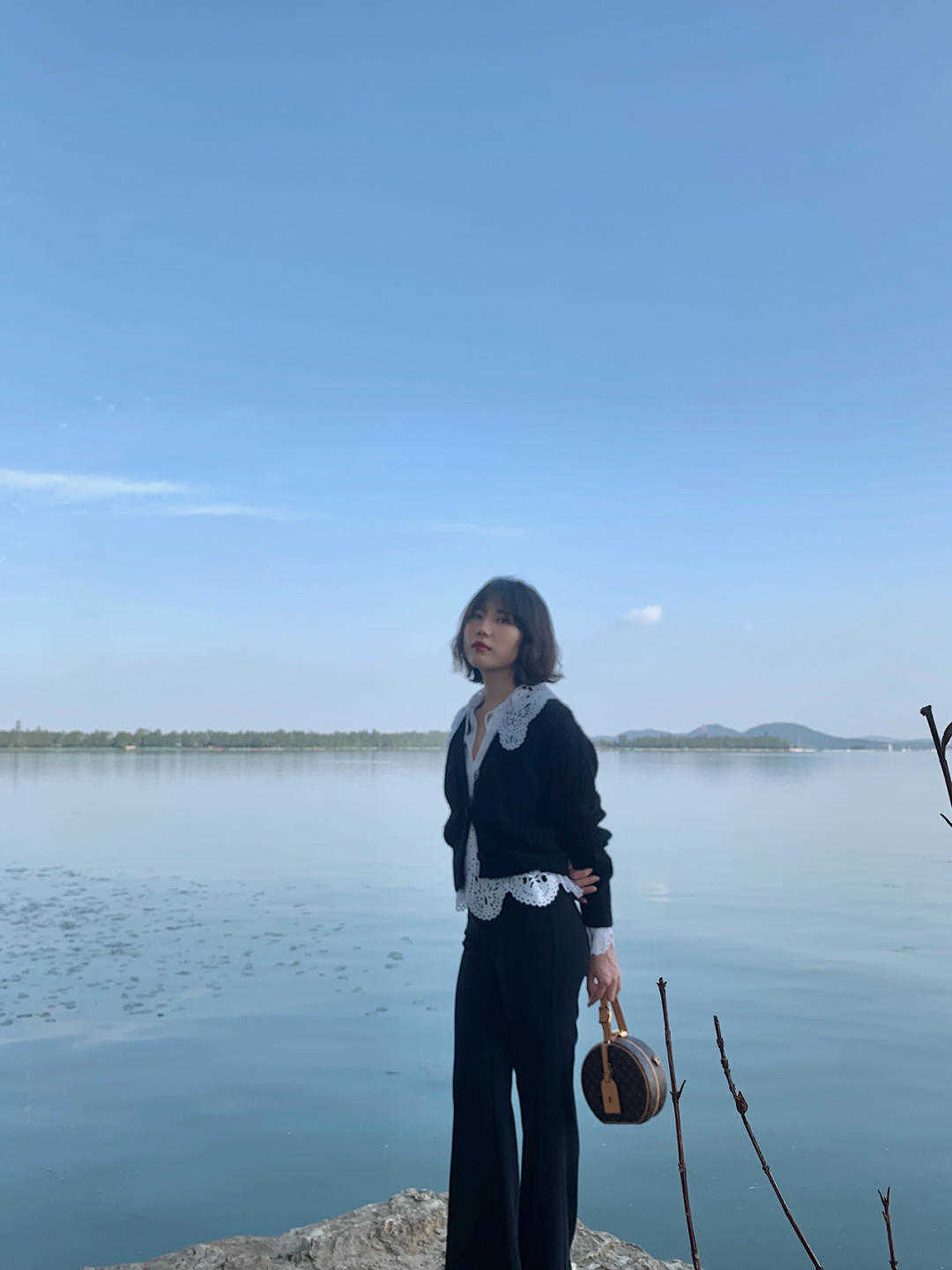 衬衫儿 谁能拒绝娃娃领衣服的魅力呐?用它做内衬,就是赢在起跑线上了