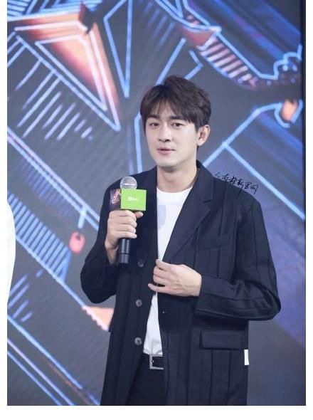 唐九洲|李易峰说林更新有社交病！赵又廷问秦霄贤：你喜欢我老婆？