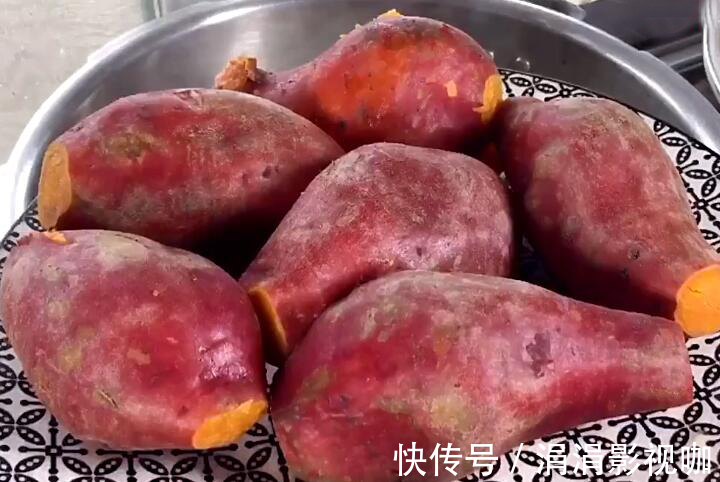 绵软|蒸红薯时，直接蒸就毁了，大厨教你正确做法，香甜又绵软