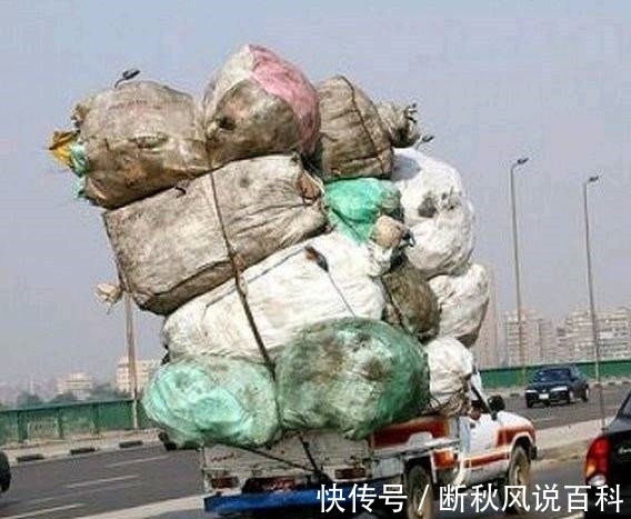 |幽默笑话：我刚毕业时，曾经在一个木器厂干活，那时候……