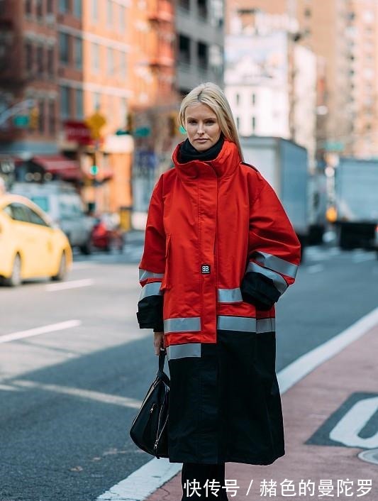 风衣 秋天还是要穿风衣,不仅帅气还洒脱,女人过40穿太显嫩!