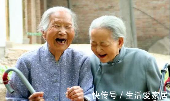 笑一笑|过了60岁想拥有长寿体质，生活中坚持3件小事，长寿或能向你靠近
