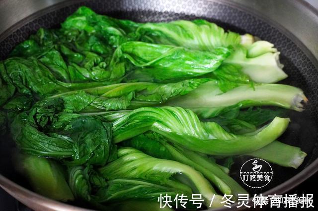 芥菜|腌酸菜，别只会加盐腌了，牢记3个关键，酸菜又酸又脆，放久不烂