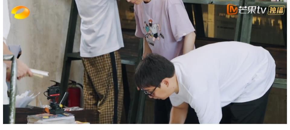 刘胜瑛|《向往5》即将收官为何大家还在“制作木屋”?背后原因很暖心