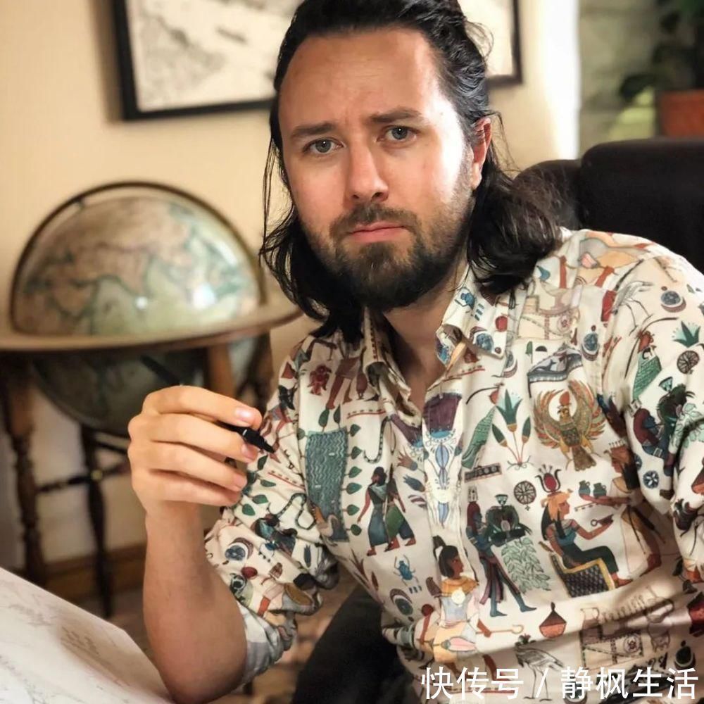 中国文化$英国小伙用针管笔画出了最美中国地图,独一无二的中国风